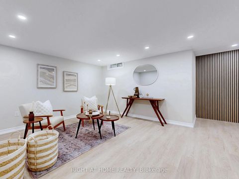 Photo 18 at 61 Plum Tree Way, Branson, Toronto