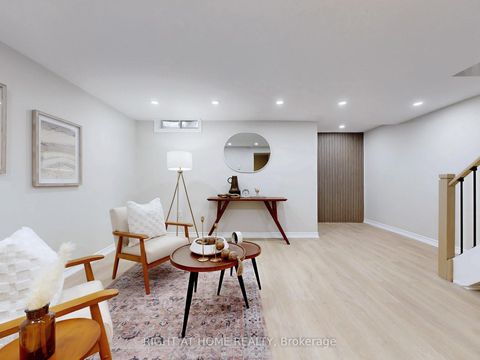 Photo 21 at 61 Plum Tree Way, Branson, Toronto