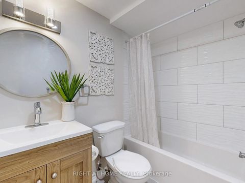 Photo 22 at 61 Plum Tree Way, Branson, Toronto