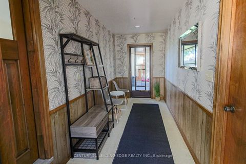 Photo 3 at 121 Northview Avenue, Blue Grass Meadows, Whitby