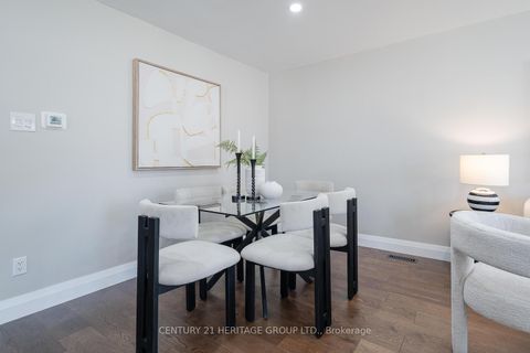Photo 10 at 254 Demaine Crescent, Crosby, Richmond Hill