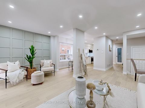 Photo 3 at 19 Indigo Street, Rouge Woods, Richmond Hill