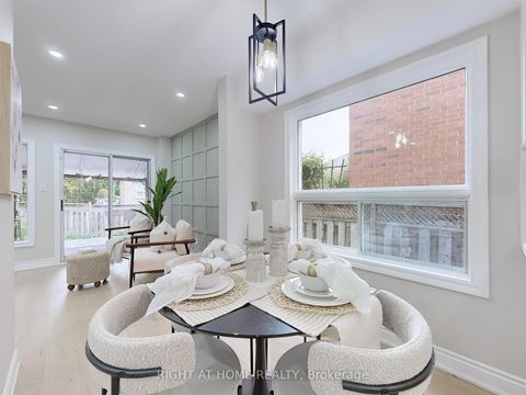 Photo 10 at 19 Indigo Street, Rouge Woods, Richmond Hill