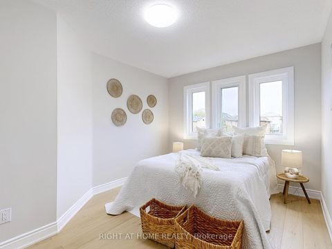 Photo 18 at 19 Indigo Street, Rouge Woods, Richmond Hill