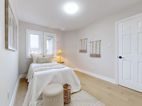 Photo 21 at 19 Indigo Street, Rouge Woods, Richmond Hill