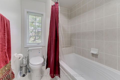 Photo 32 at 30 Conover Avenue, Bayview Northeast, Aurora