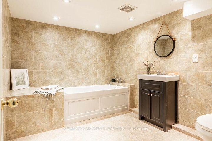Photo 12 at 80 East 39th Street, Raleigh, Hamilton