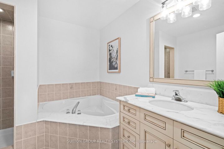 Photo 21 at 45 Algarve Crescent, Pellam Park, Toronto