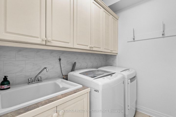 Photo 35 at 45 Algarve Crescent, Pellam Park, Toronto