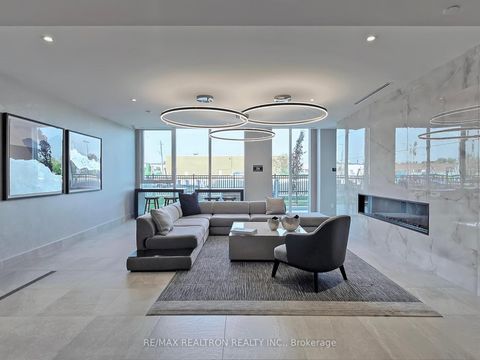 Photo 16 at 415 - 185 Deerfield Road, Central Newmarket, Newmarket