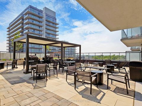 Photo 19 at 415 - 185 Deerfield Road, Central Newmarket, Newmarket