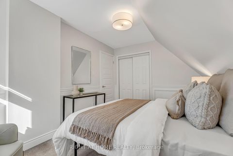 Photo 23 at 232 Sixth Street, New Toronto, Toronto