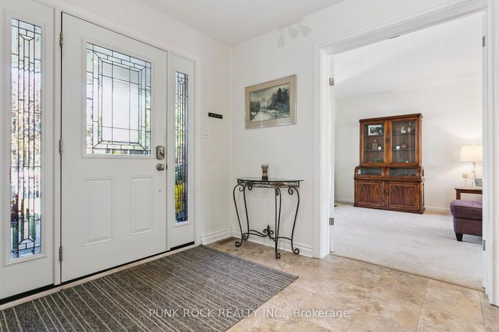 Photo 5 at 4161 Claypine Rise, Rathwood, Mississauga