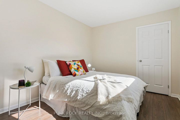 Photo 24 at 4161 Claypine Rise, Rathwood, Mississauga