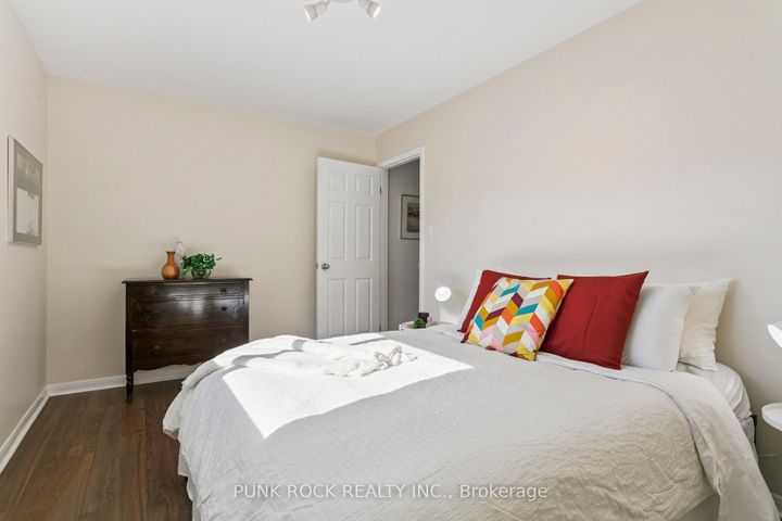 Photo 25 at 4161 Claypine Rise, Rathwood, Mississauga