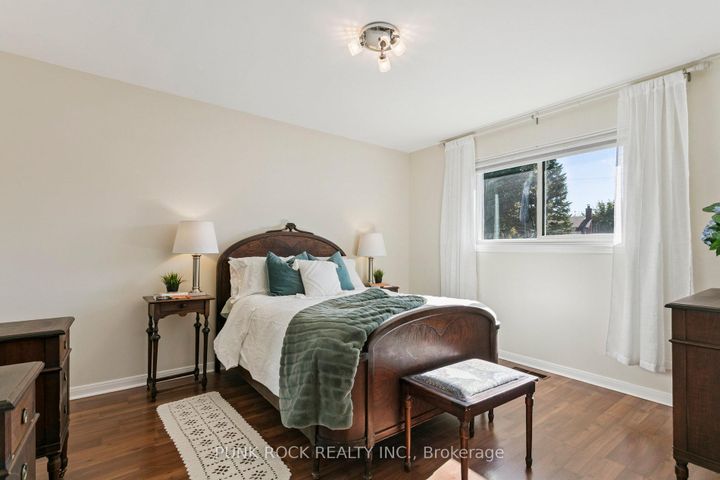 Photo 28 at 4161 Claypine Rise, Rathwood, Mississauga