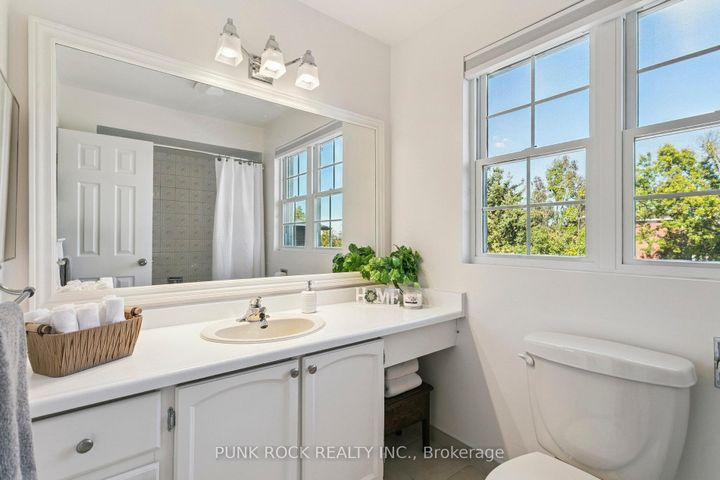 Photo 30 at 4161 Claypine Rise, Rathwood, Mississauga