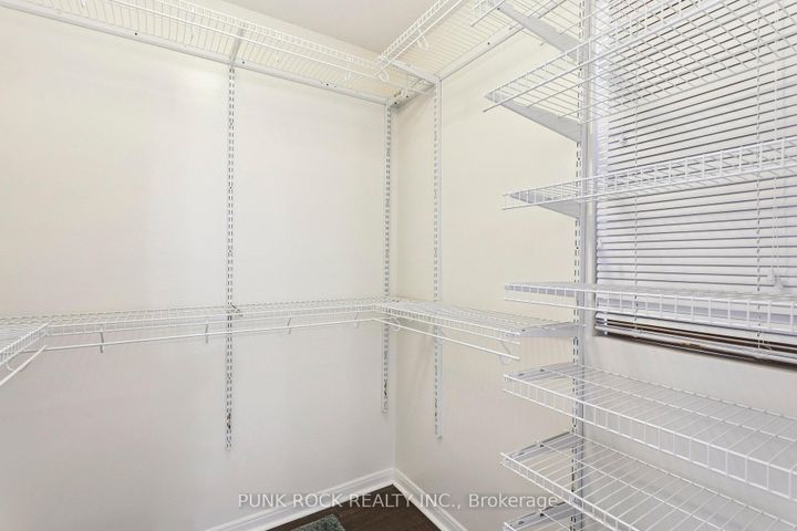 Photo 34 at 4161 Claypine Rise, Rathwood, Mississauga