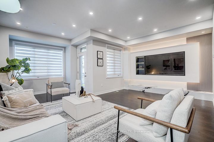 Photo 10 at 232 Rustle Woods Avenue, Cornell, Markham