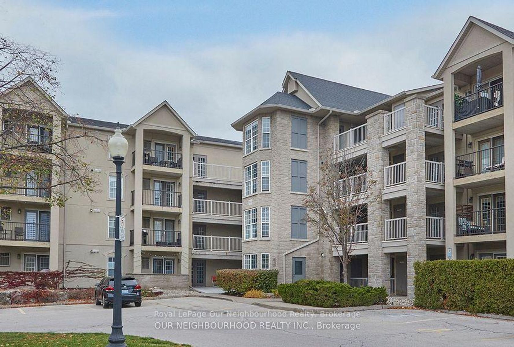 208 - 1431 Walkers Line, Palmer, Burlington 