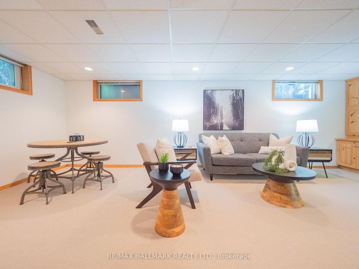 Photo 25 at 34 Guernsey Drive, Etobicoke West Mall, Toronto