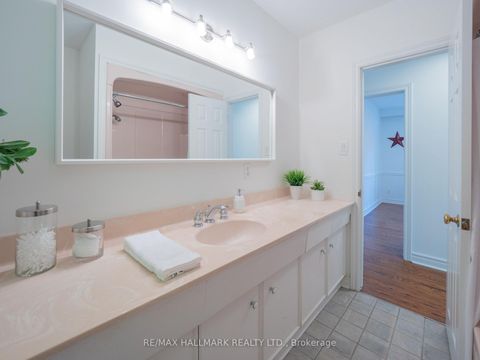 Photo 23 at 34 Guernsey Drive, Etobicoke West Mall, Toronto