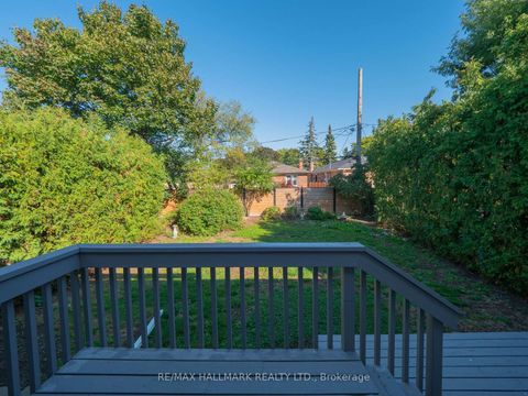 Photo 35 at 34 Guernsey Drive, Etobicoke West Mall, Toronto