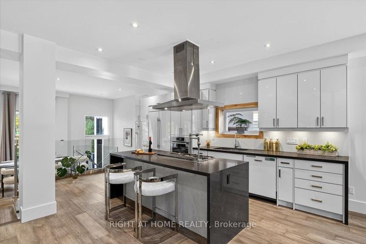Photo 6 at 64 Larwood Boulevard, Cliffcrest, Toronto