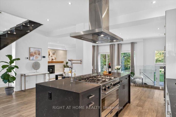 Photo 9 at 64 Larwood Boulevard, Cliffcrest, Toronto