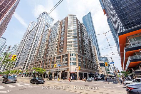 Photo 26 at 817 - 711 Bay Street, Bay Street Corridor, Toronto