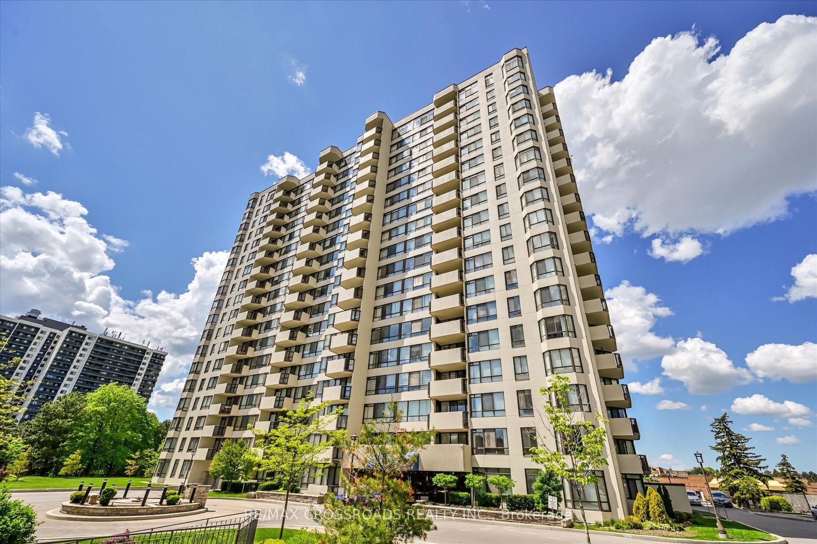 604 - 275 Bamburgh Circle, Steeles, Toronto 