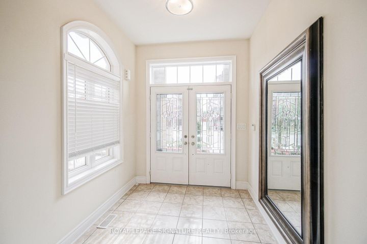 Photo 3 at 1312 Kestell Boulevard, JC Joshua Creek, Oakville