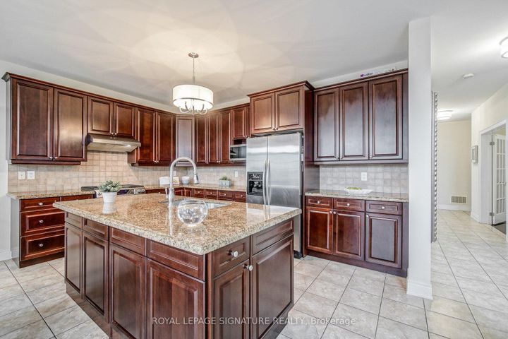 Photo 11 at 1312 Kestell Boulevard, JC Joshua Creek, Oakville