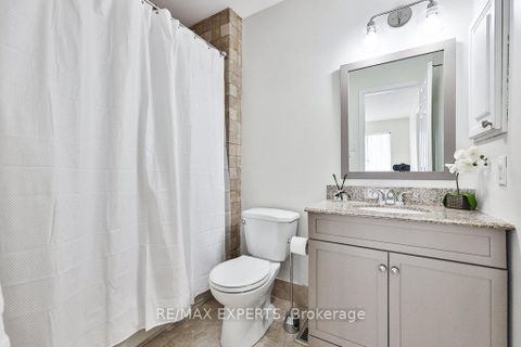 Photo 21 at 4 Amos Maynard Circle, West Woodbridge, Vaughan