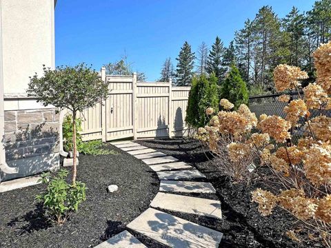 Photo 5 at 266 Touch Gold Crescent, Bayview Southeast, Aurora