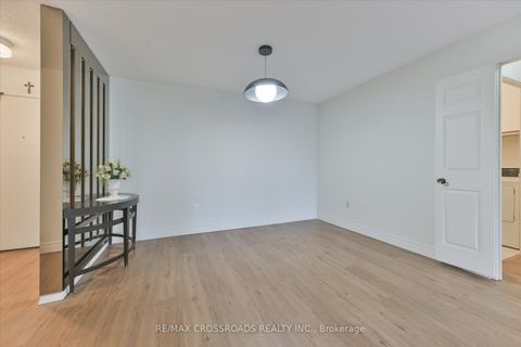 Photo 9 at 308 - 2330 Bridletowne Circle, L'Amoreaux, Toronto