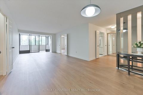 Photo 10 at 308 - 2330 Bridletowne Circle, L'Amoreaux, Toronto