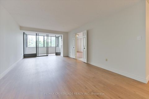 Photo 11 at 308 - 2330 Bridletowne Circle, L'Amoreaux, Toronto