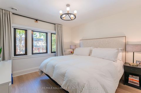 Photo 22 at 109 Douglas Avenue, Lawrence Park North, Toronto