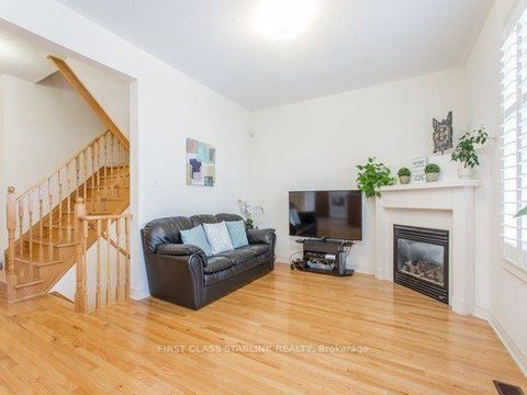 Photo 4 at 63 Aikenhead Avenue, Westbrook, Richmond Hill