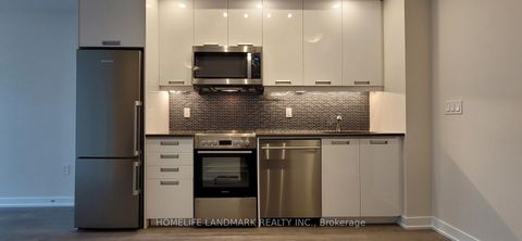 Photo 5 at 702 - 99 John Street, Waterfront Communities C1, Toronto