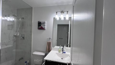 Photo 21 at 814 - 520 Steeles Avenue W, Yorkhill, Vaughan