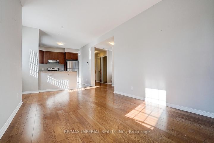 Photo 16 at 9 Ormerod Lane, Devonsleigh, Richmond Hill