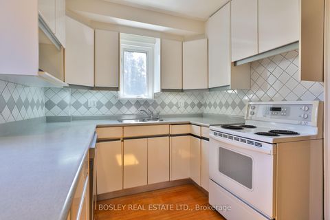 Photo 10 at 183 Mcrae Drive, Leaside, Toronto
