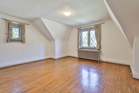 Photo 11 at 183 Mcrae Drive, Leaside, Toronto
