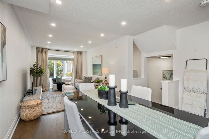 Photo 15 at 21 Rougehaven Way, Vinegar Hill, Markham
