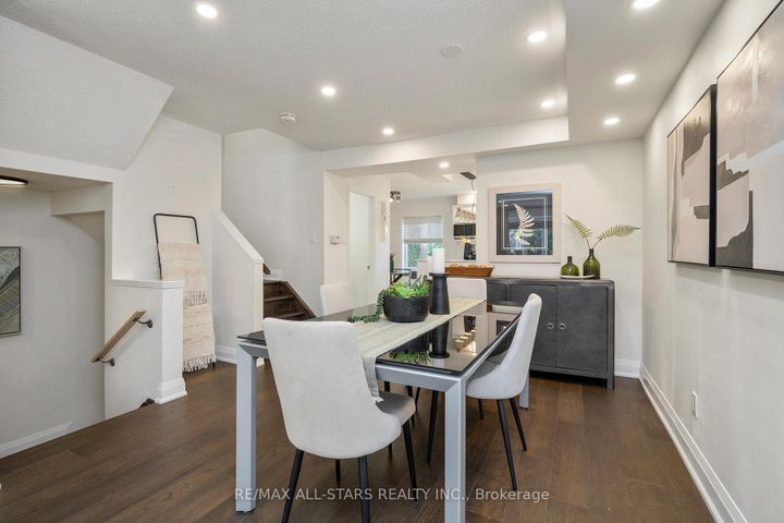 Photo 17 at 21 Rougehaven Way, Vinegar Hill, Markham