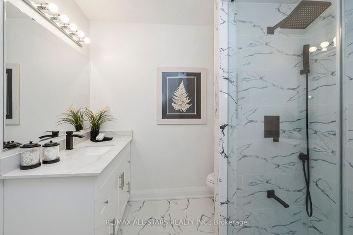 Photo 32 at 21 Rougehaven Way, Vinegar Hill, Markham
