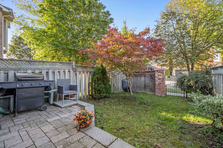Photo 41 at 21 Rougehaven Way, Vinegar Hill, Markham