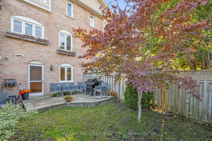 Photo 43 at 21 Rougehaven Way, Vinegar Hill, Markham